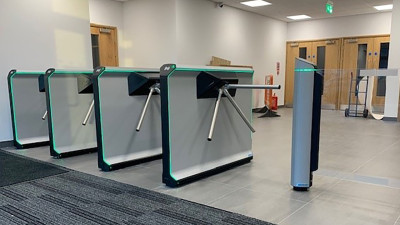 Продукция FlowMotion — безопасность и эстетика без компромиссов: 